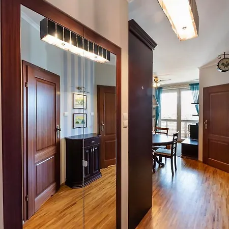 Metro Wilanowska Homely By Bookinghost * Varšava