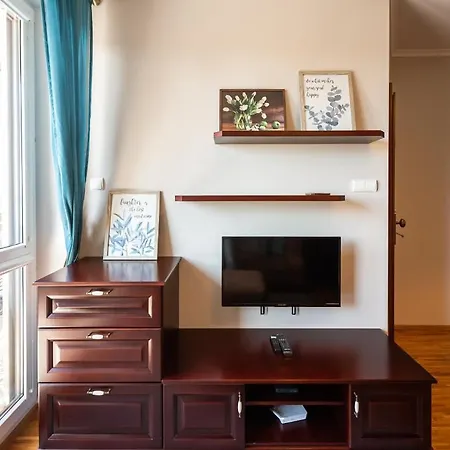 Metro Wilanowska Homely By Bookinghost ורשה